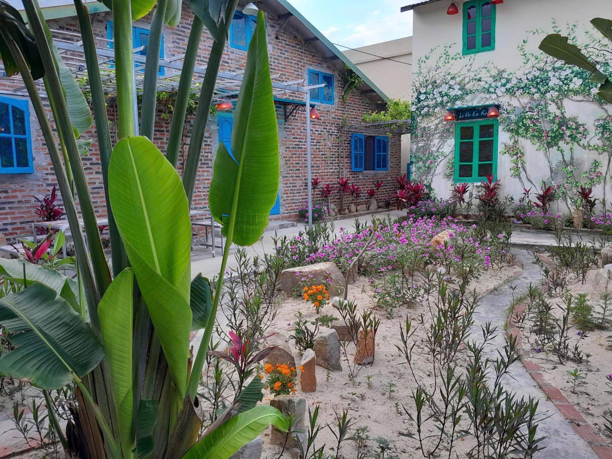 Mina Cafe & Stay Quan Lan Exterior photo